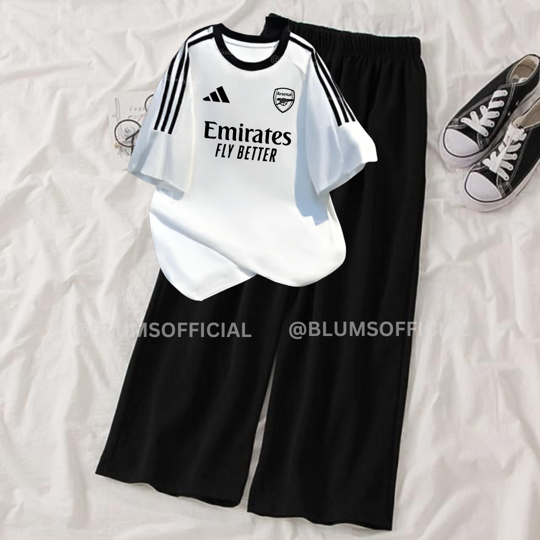 Emirates Printed White Oversized & Black Flapper